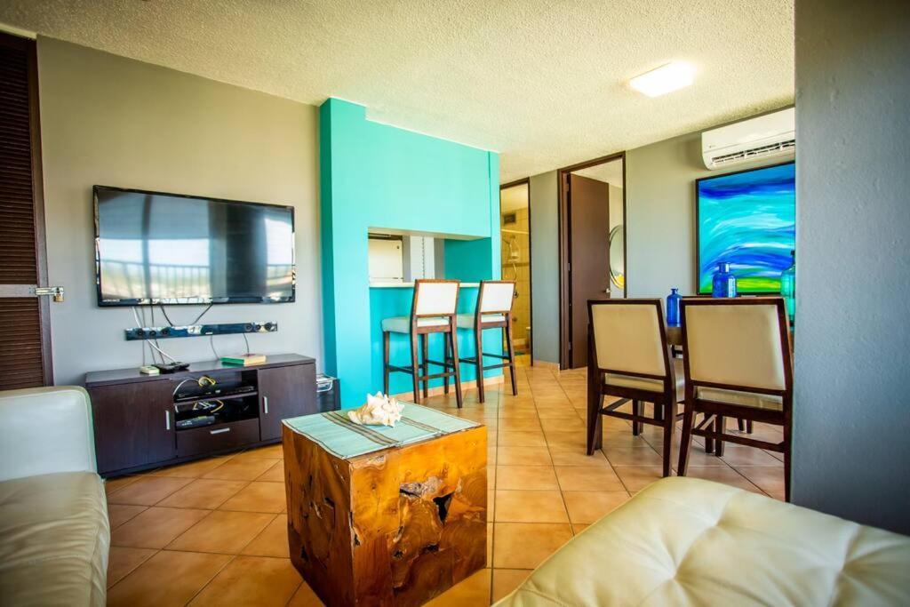 Enchanted Jewel 39 Beachfront Pool Luquillo Buitenkant foto